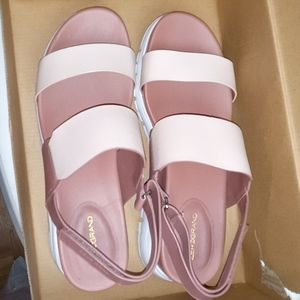 Zerogrand shoes size 9